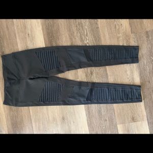 Alo motto leggings